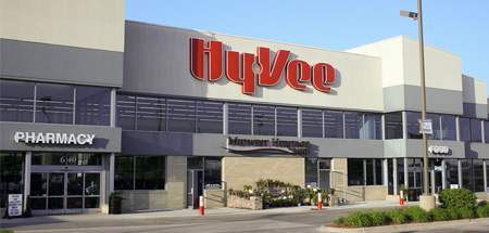 Hy-Vee and its Customers Fundraise for Veterans, Active-Duty Military Members and their Families