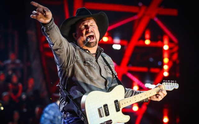 City Announces Traffic Recommendations for Garth Brooks Concert