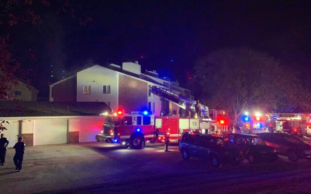 5 Rescued From South Lincoln Apartment Fire