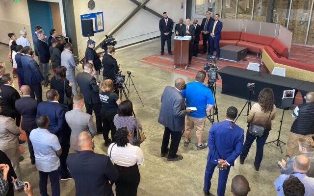 Governor Signs Metro Revitalization Bill