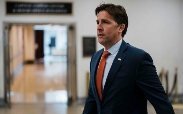 Sasse Proposed Contract Worth $1 Million/Year At UF