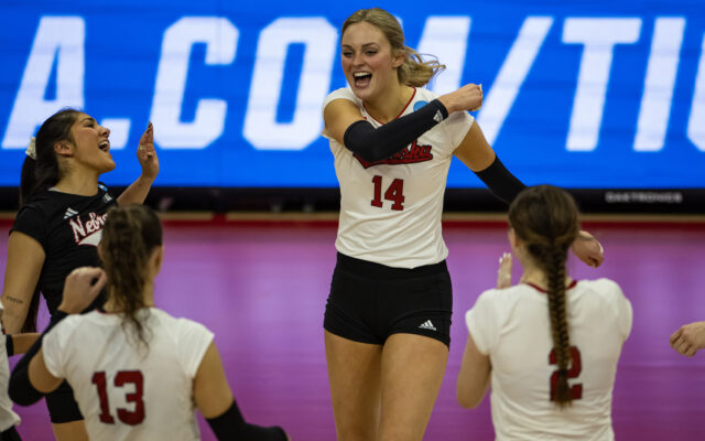 HUSKER VOLLEYBALL: Nebraska Advances to Sweet 16 With Victory over Missouri